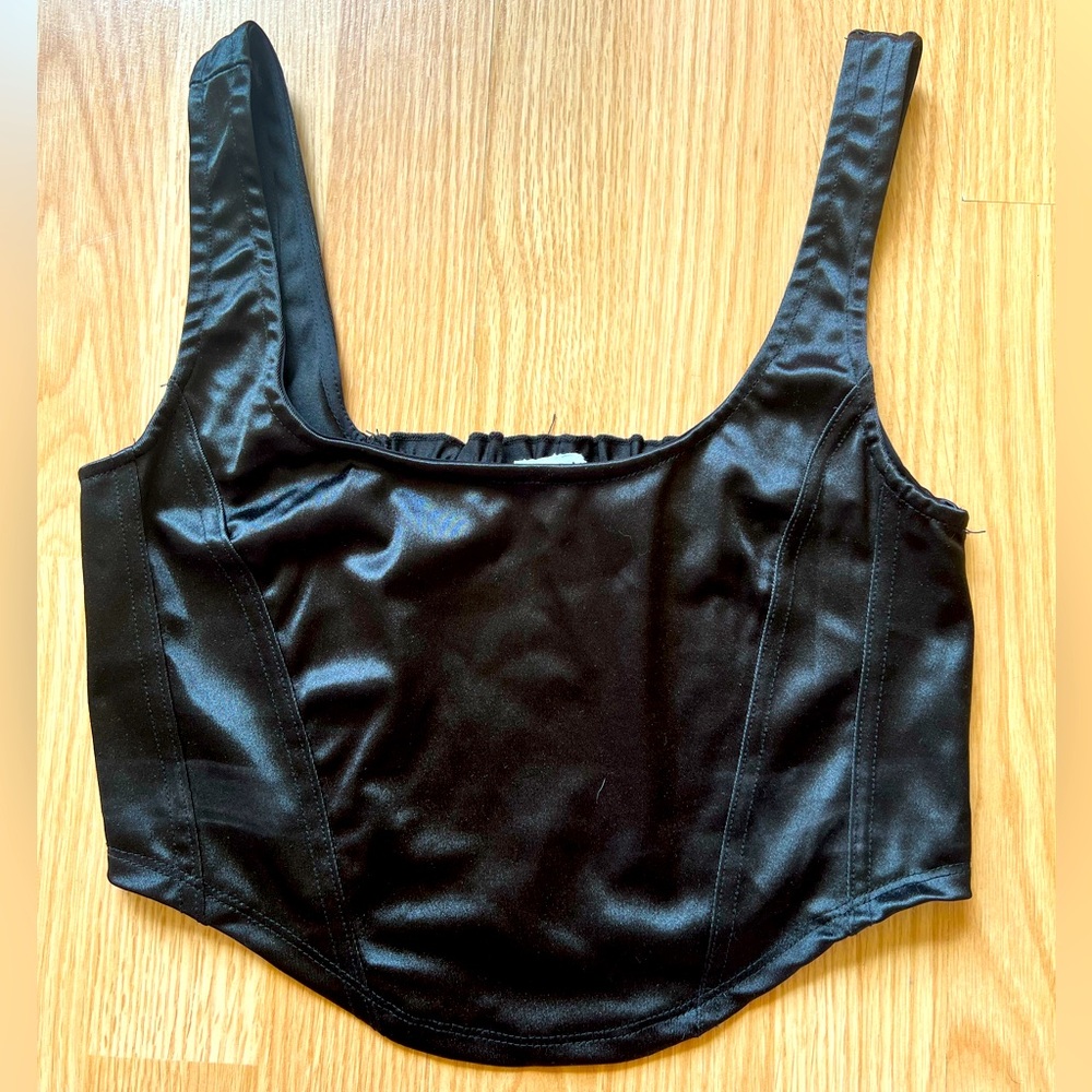 Black crop top